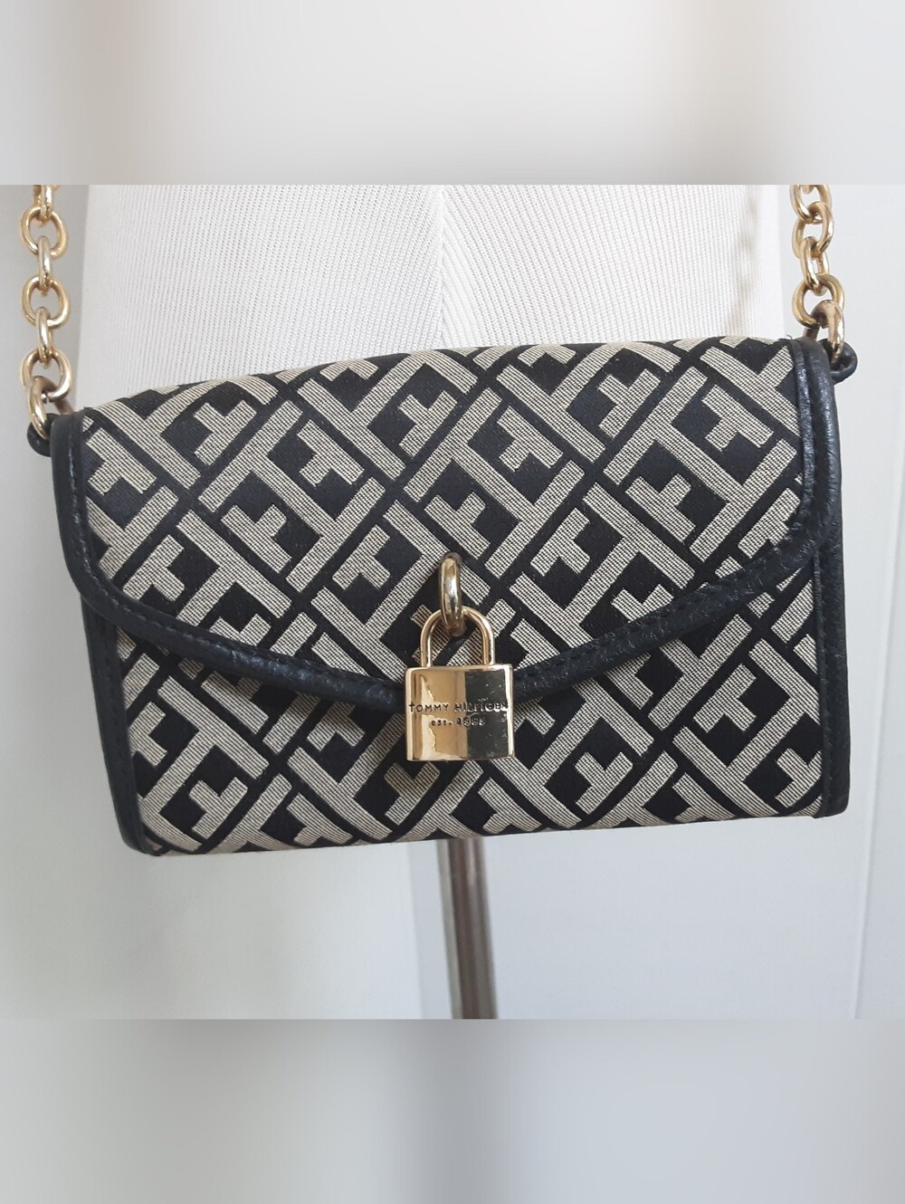 Tommy Hilfiger Monogram Jacquard Black|Cream Gold Padlock Crosbody Bag Y2K